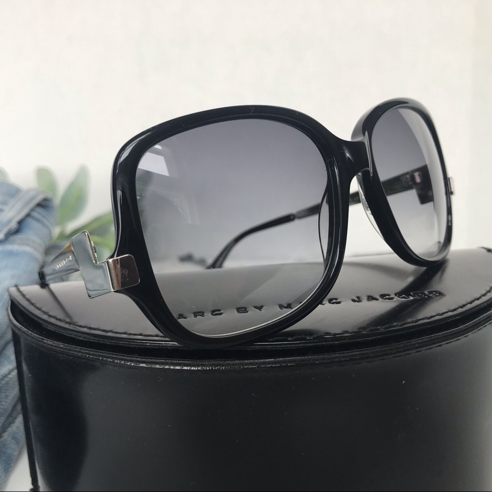 Marc by Marc Jacobs Oversized Black Sunglasses